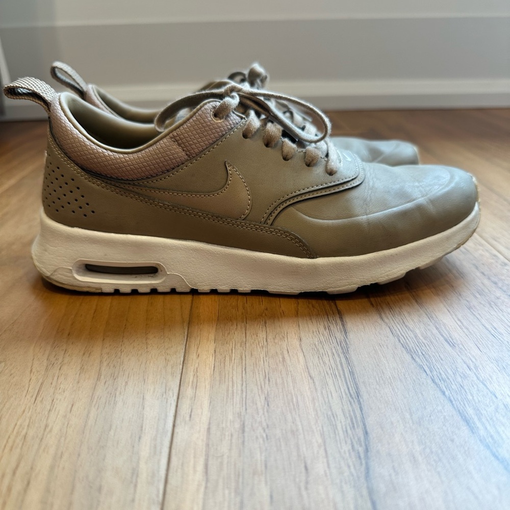 Nike Air Max Thea Sneakers